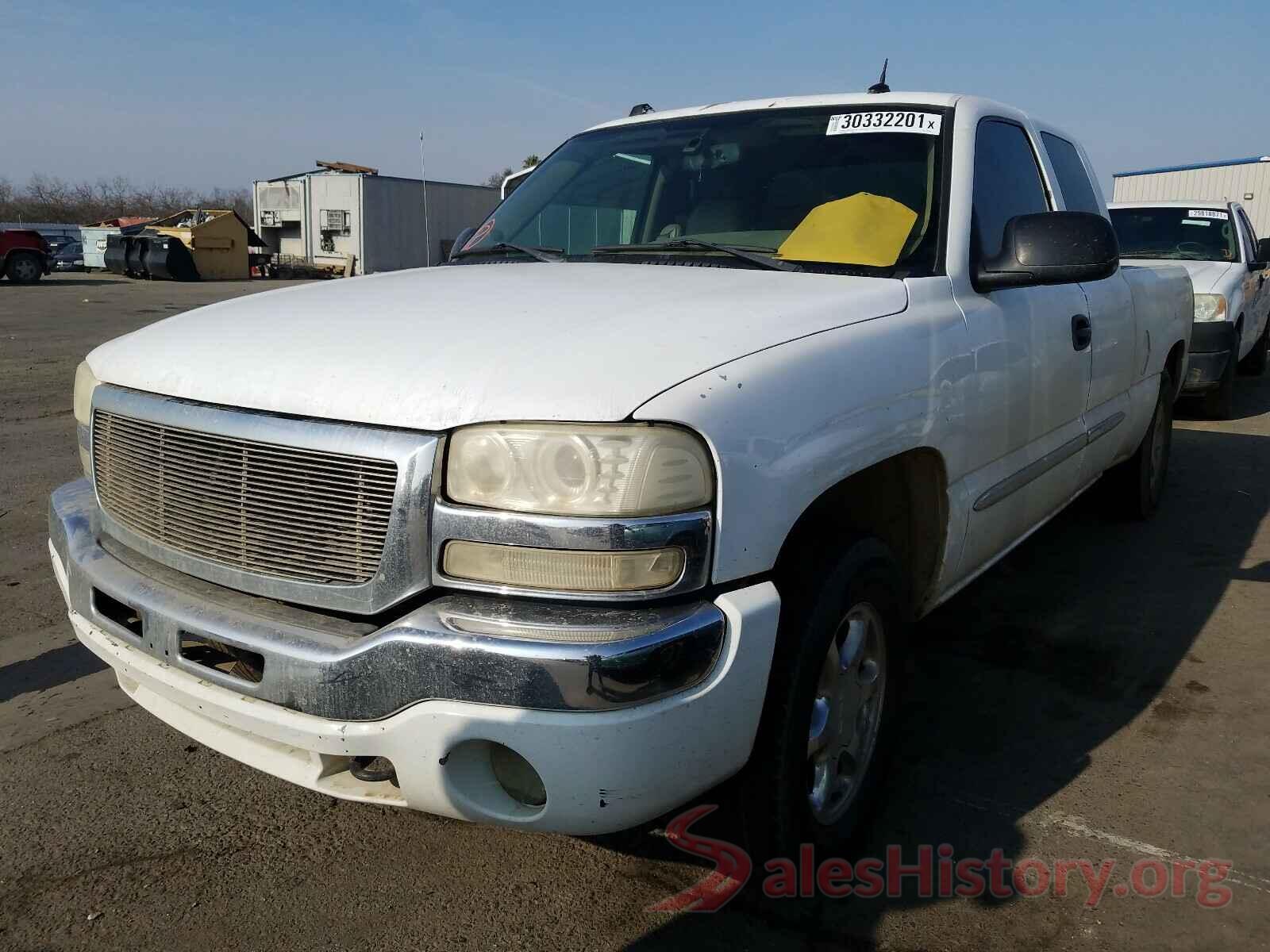 JN1BJ1CPXHW034401 2004 GMC SIERRA