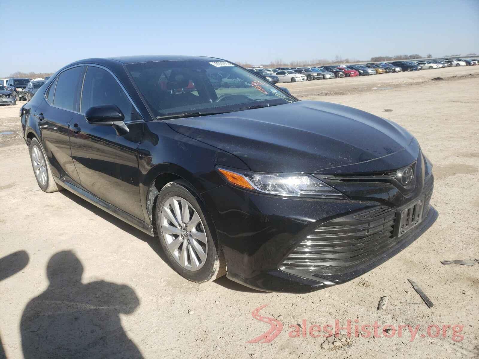 4T1B11HK1JU666274 2018 TOYOTA CAMRY