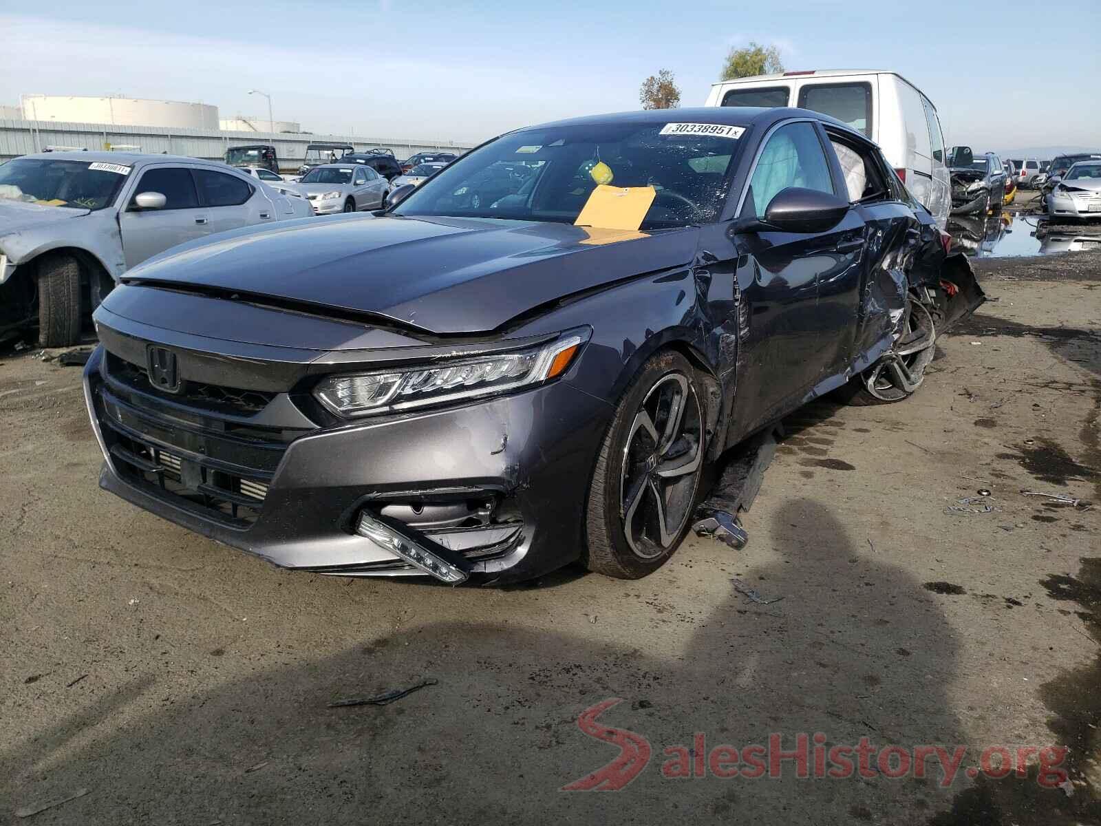 1HGCV1F32KA084780 2019 HONDA ACCORD