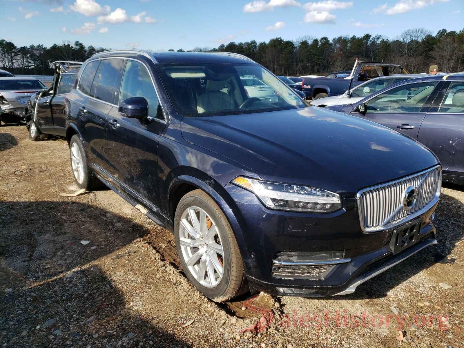 YV4A22PL4H1173677 2017 VOLVO XC90