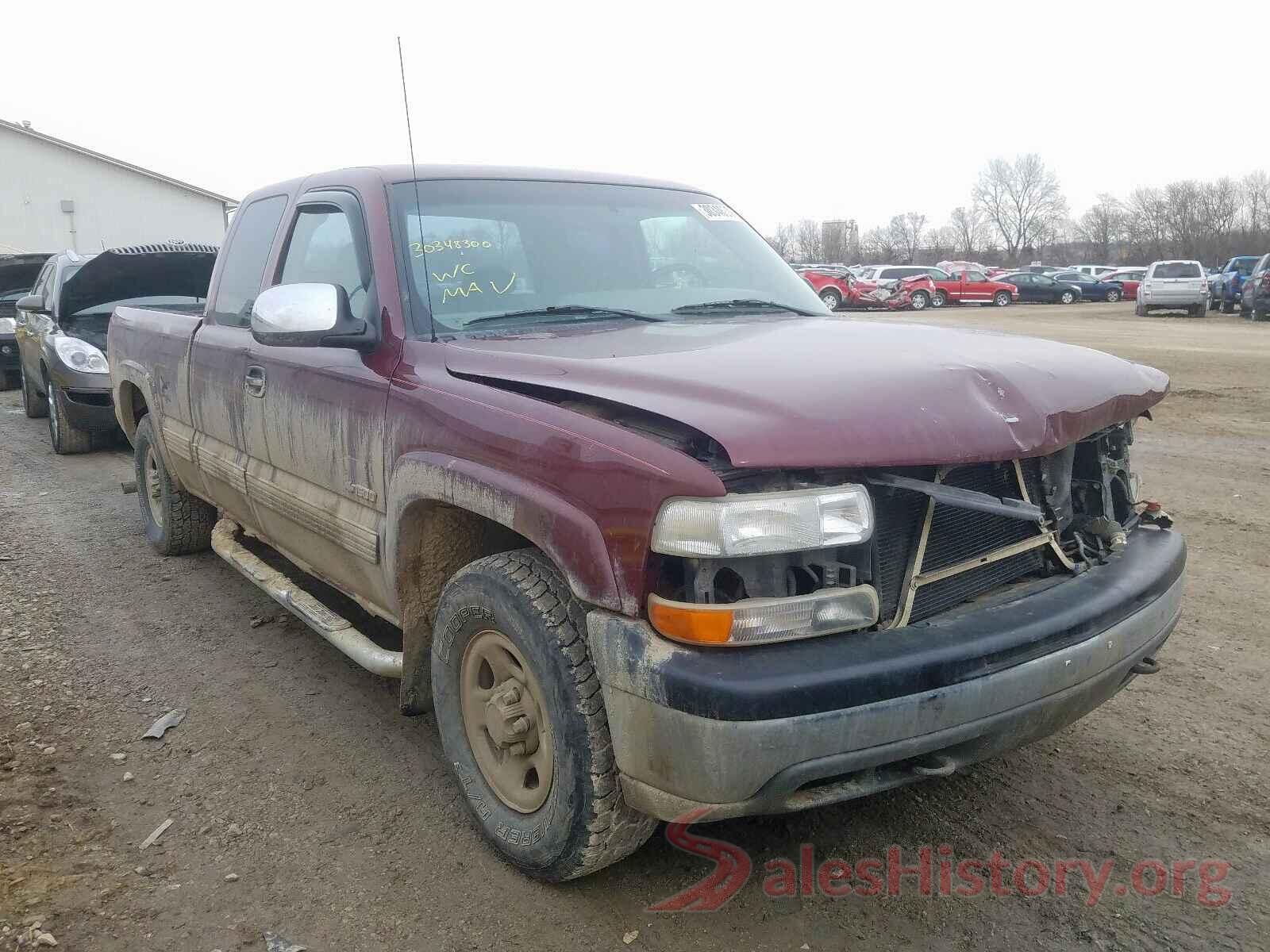 1FADP3F25HL339831 2000 CHEVROLET SILVERADO