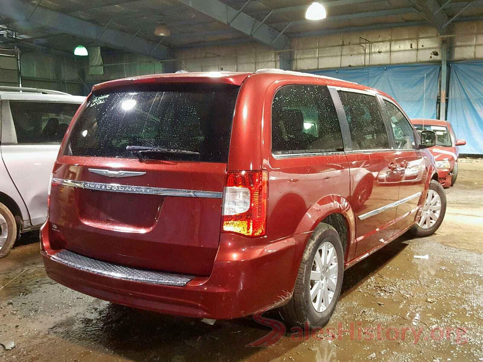 SALWG2PF2GA115613 2013 CHRYSLER TOWN & COU