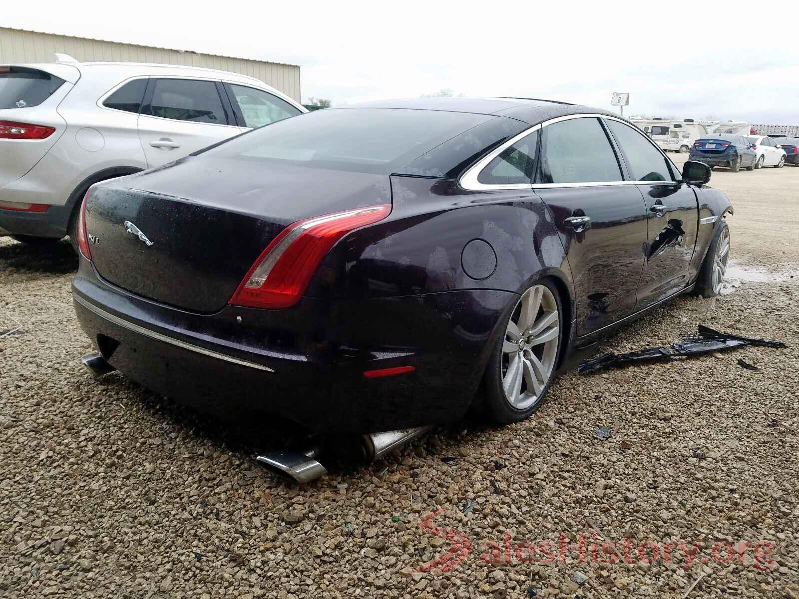 JM3TCACY3G0119755 2011 JAGUAR XJ