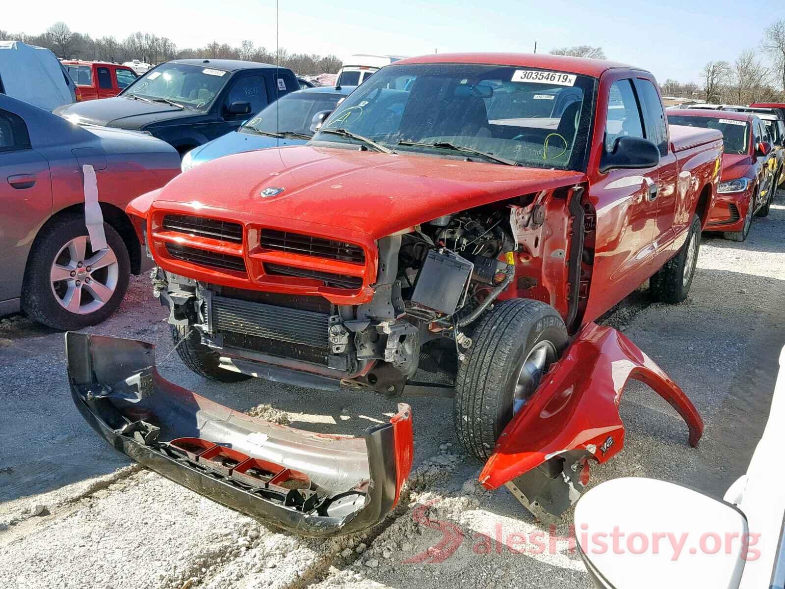 3FADP4BJ1GM135995 2000 DODGE DAKOTA