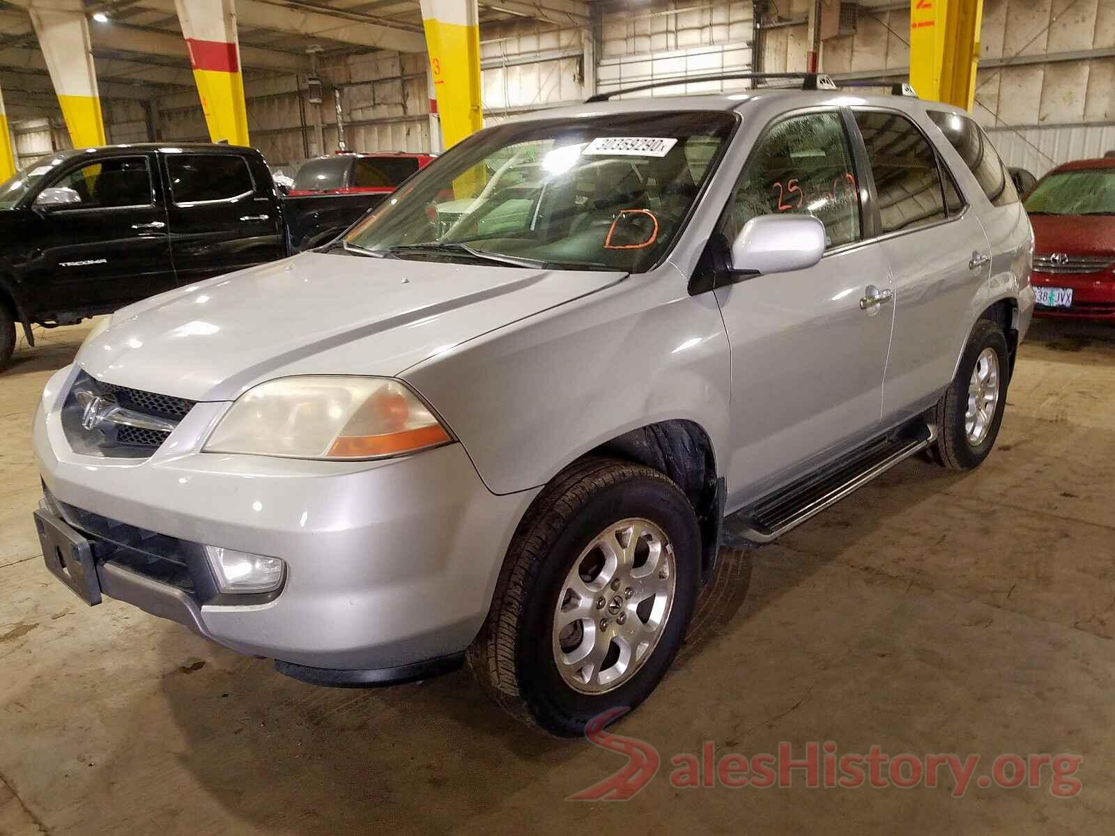 5UXKR0C3XH0V71462 2001 ACURA MDX