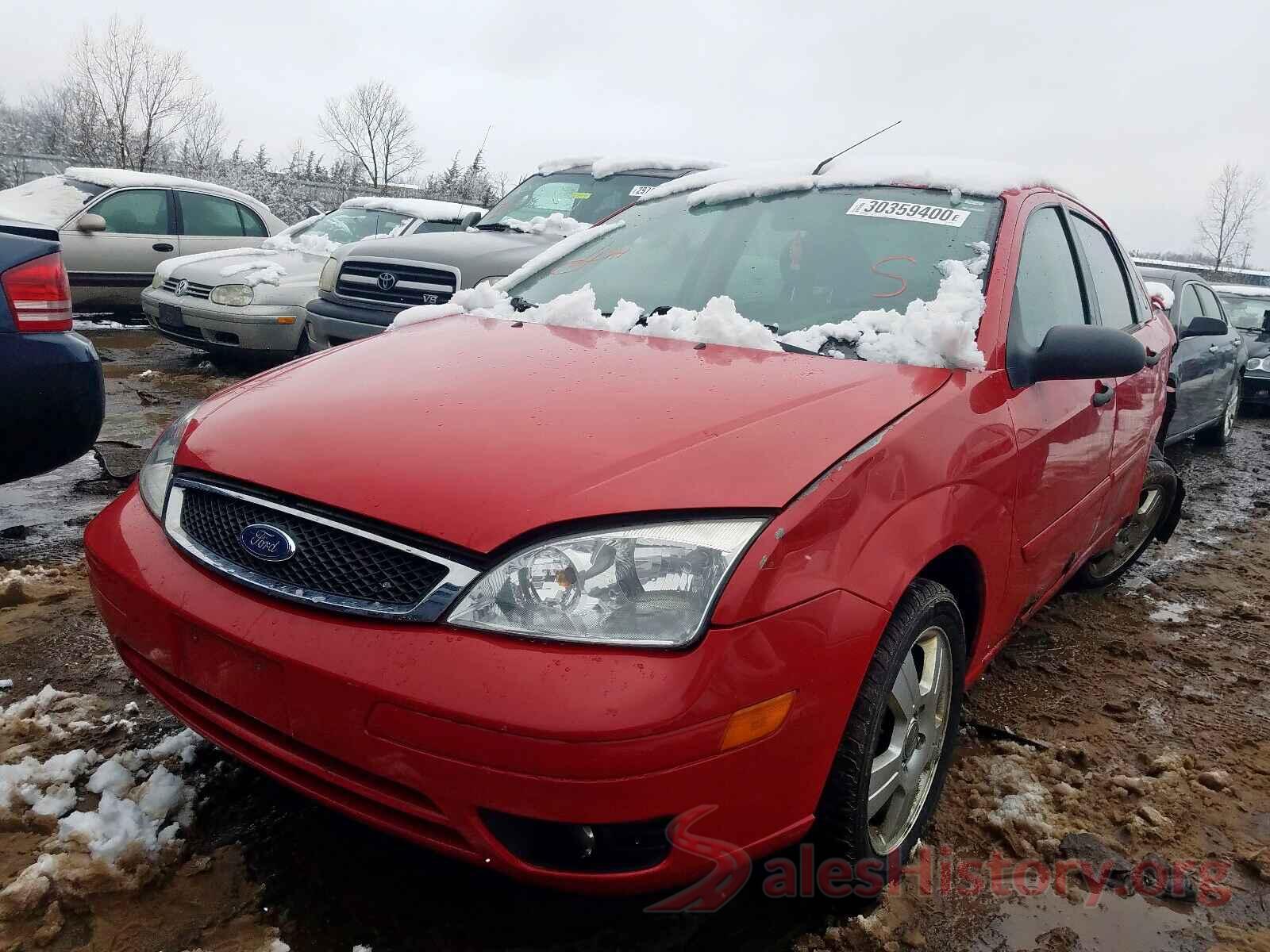 5FNYF6H3XKB077787 2005 FORD FOCUS