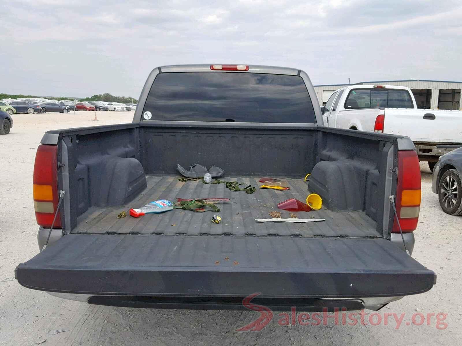 2HGFC2F85HH571177 2000 CHEVROLET SILVERADO