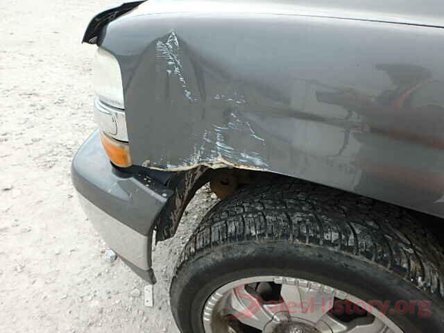 1FMCU9GD0JUC83956 2001 CHEVROLET TAHOE