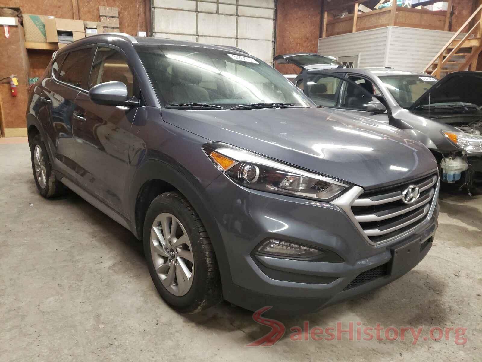 KM8J3CA43JU606221 2018 HYUNDAI TUCSON