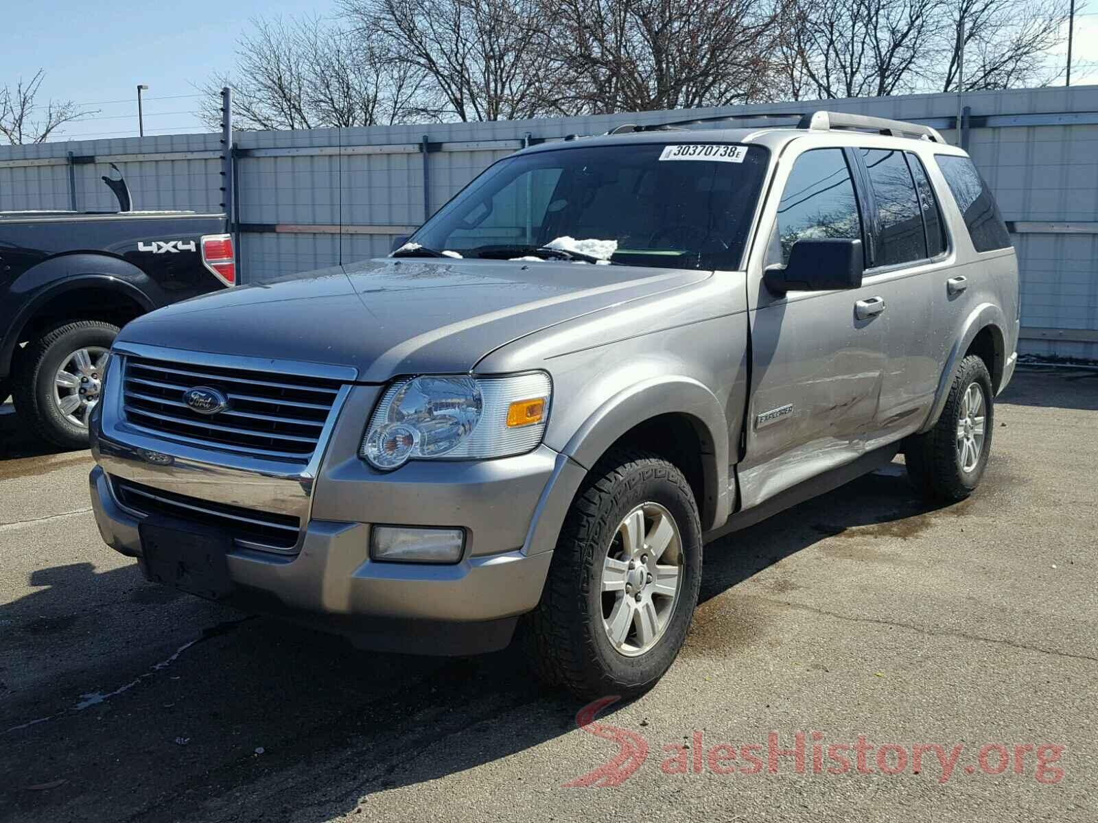 3N1AB7APXHY257206 2008 FORD EXPLORER