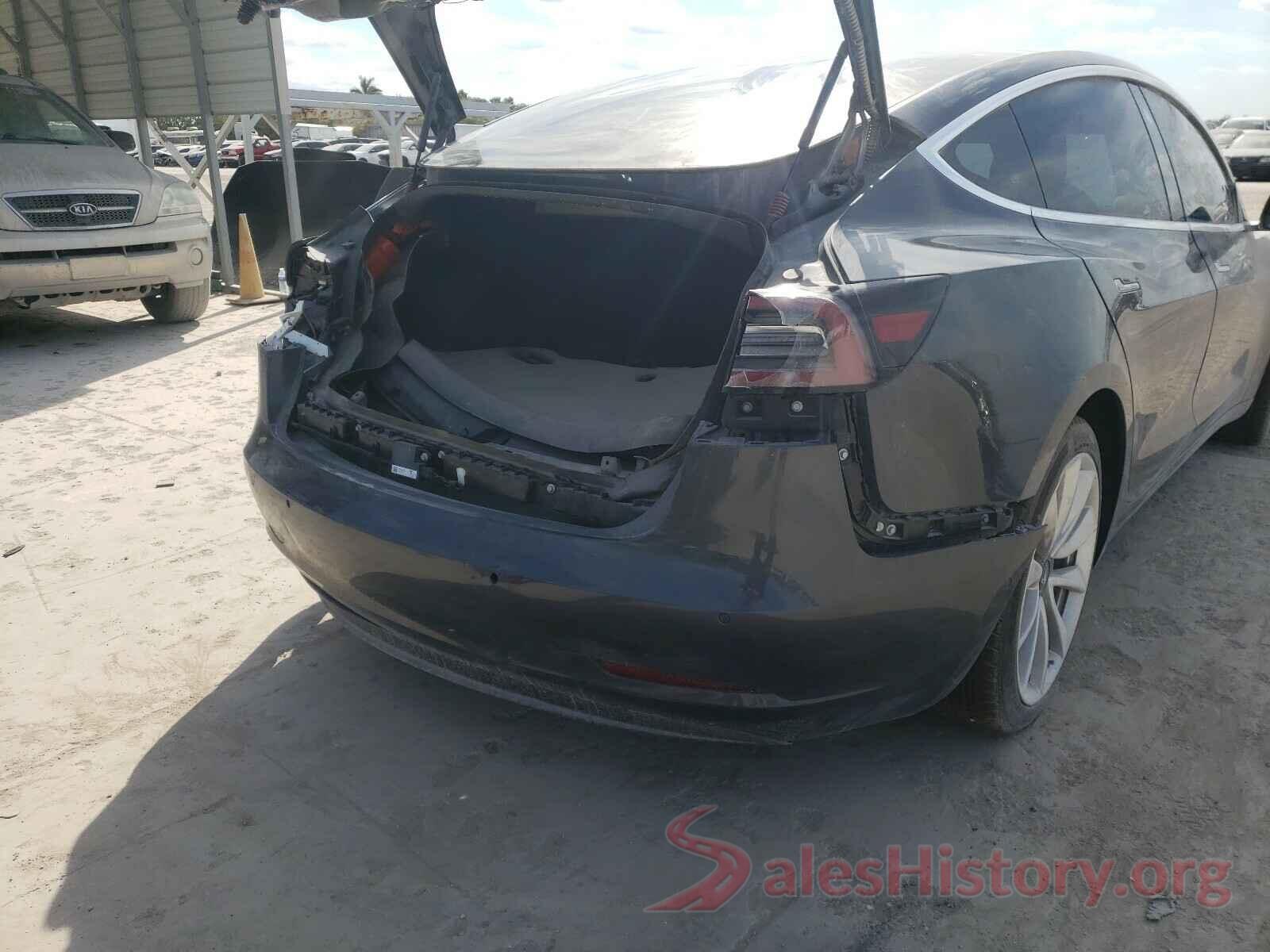 5YJ3E1EA4JF056810 2018 TESLA MODEL 3