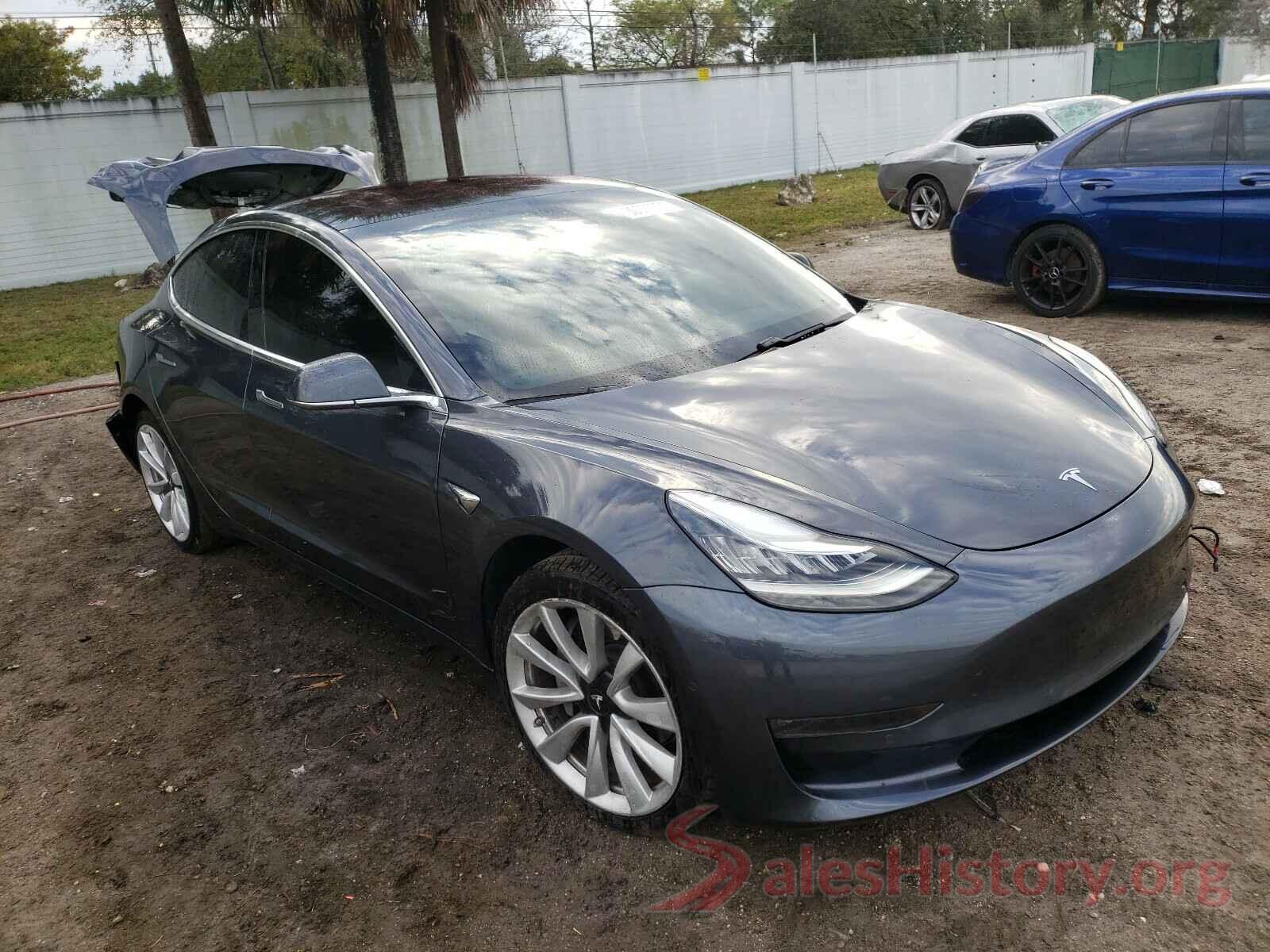 5YJ3E1EA4JF056810 2018 TESLA MODEL 3