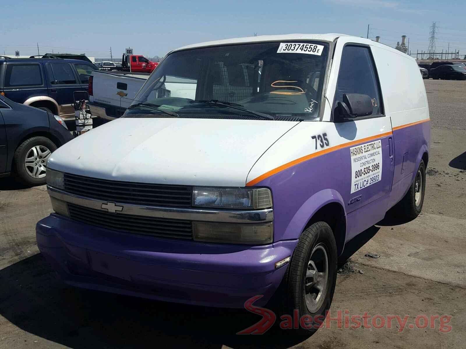 JN1BJ1CR8HW101871 2002 CHEVROLET ASTRO