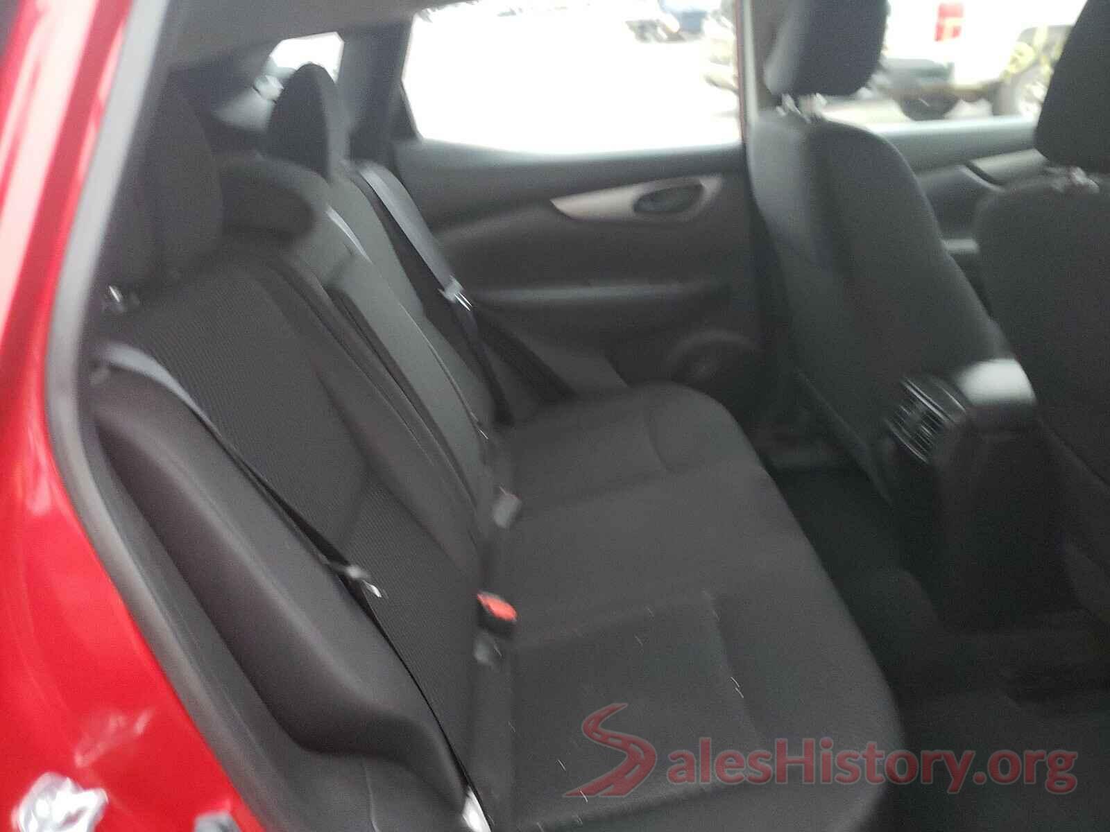 JN1BJ1CPXHW031529 2017 NISSAN ROGUE