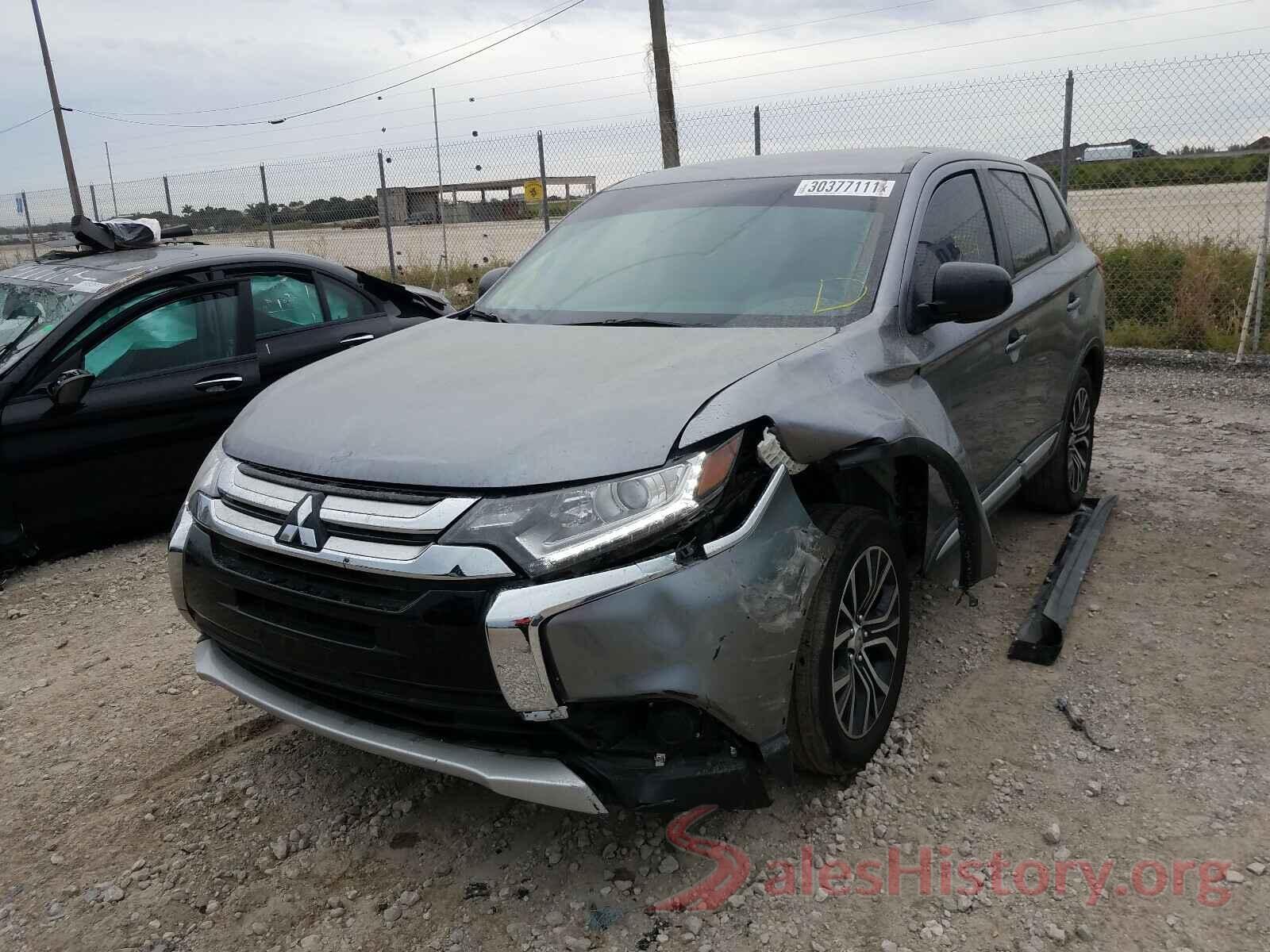 JA4AZ3A38JZ061334 2018 MITSUBISHI OUTLANDER