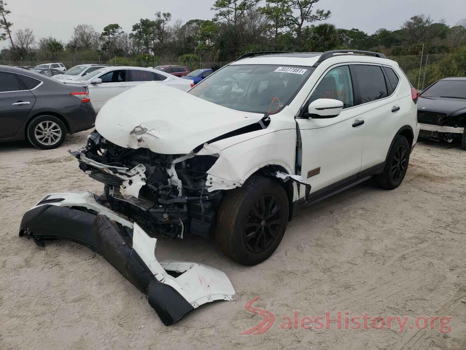 5N1AT2MV3HC762581 2017 NISSAN ROGUE