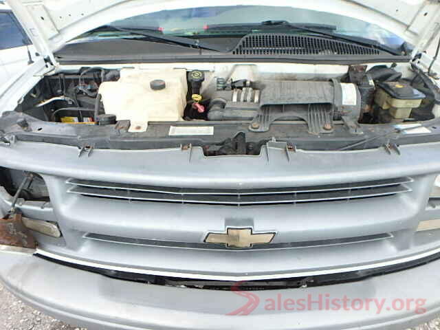 1FMCU9J90JUB24617 2001 CHEVROLET EXPRESS