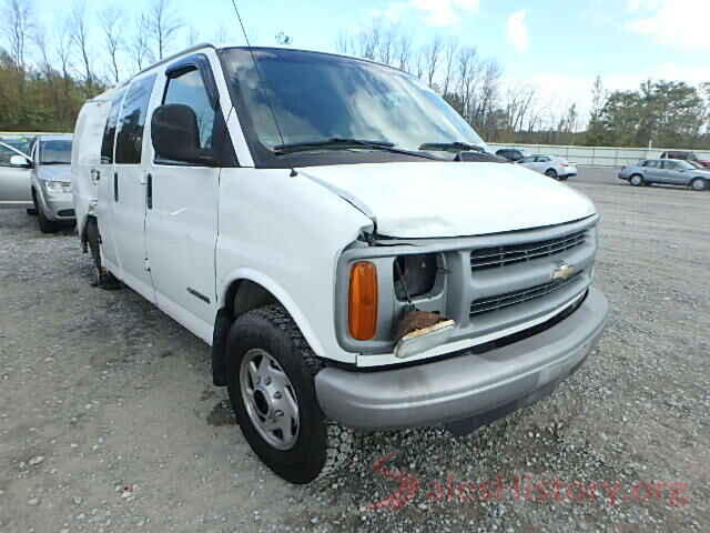 1FMCU9J90JUB24617 2001 CHEVROLET EXPRESS