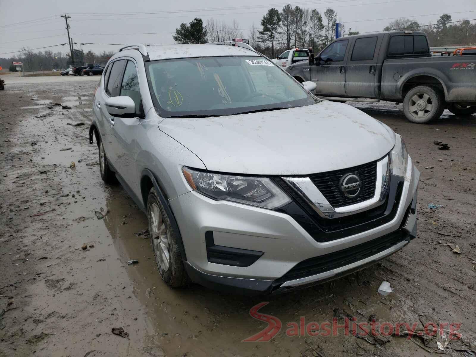 KNMAT2MT0JP505332 2018 NISSAN ROGUE