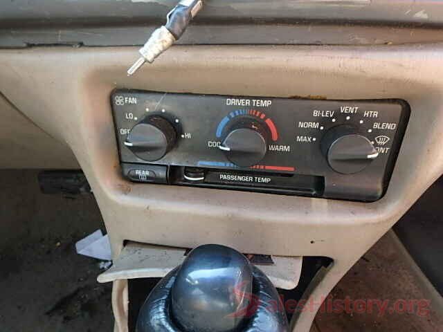 5N1DR2MN7KC652698 1998 BUICK REGAL