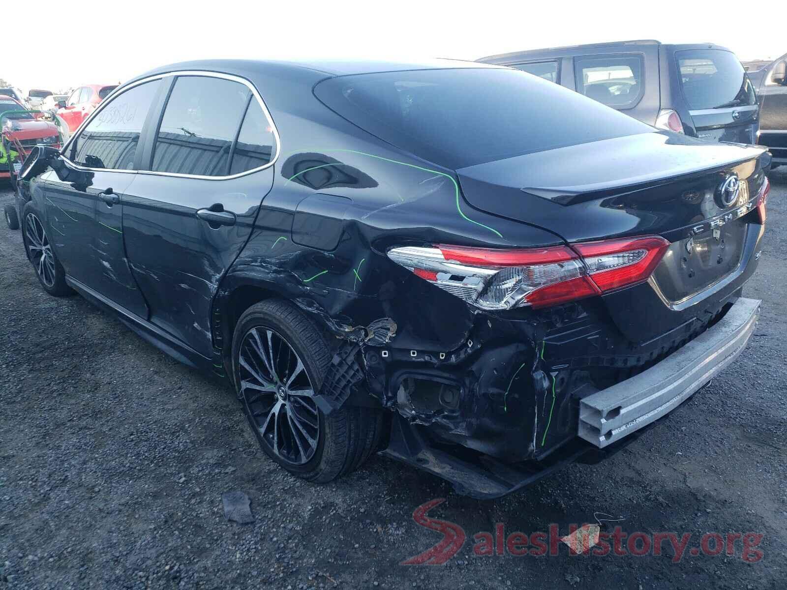 4T1B11HK3JU639108 2018 TOYOTA CAMRY