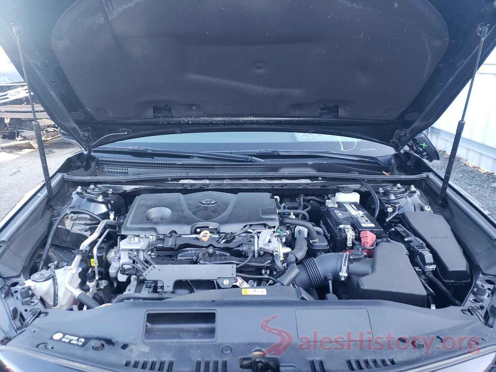 4T1B11HK3JU639108 2018 TOYOTA CAMRY