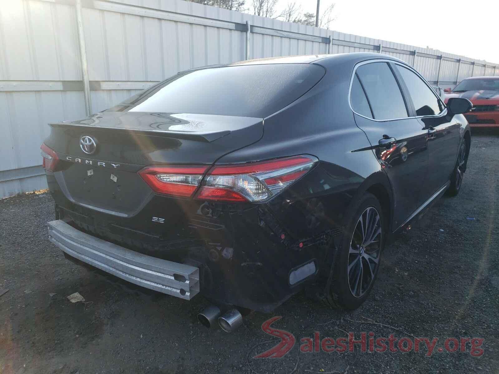 4T1B11HK3JU639108 2018 TOYOTA CAMRY