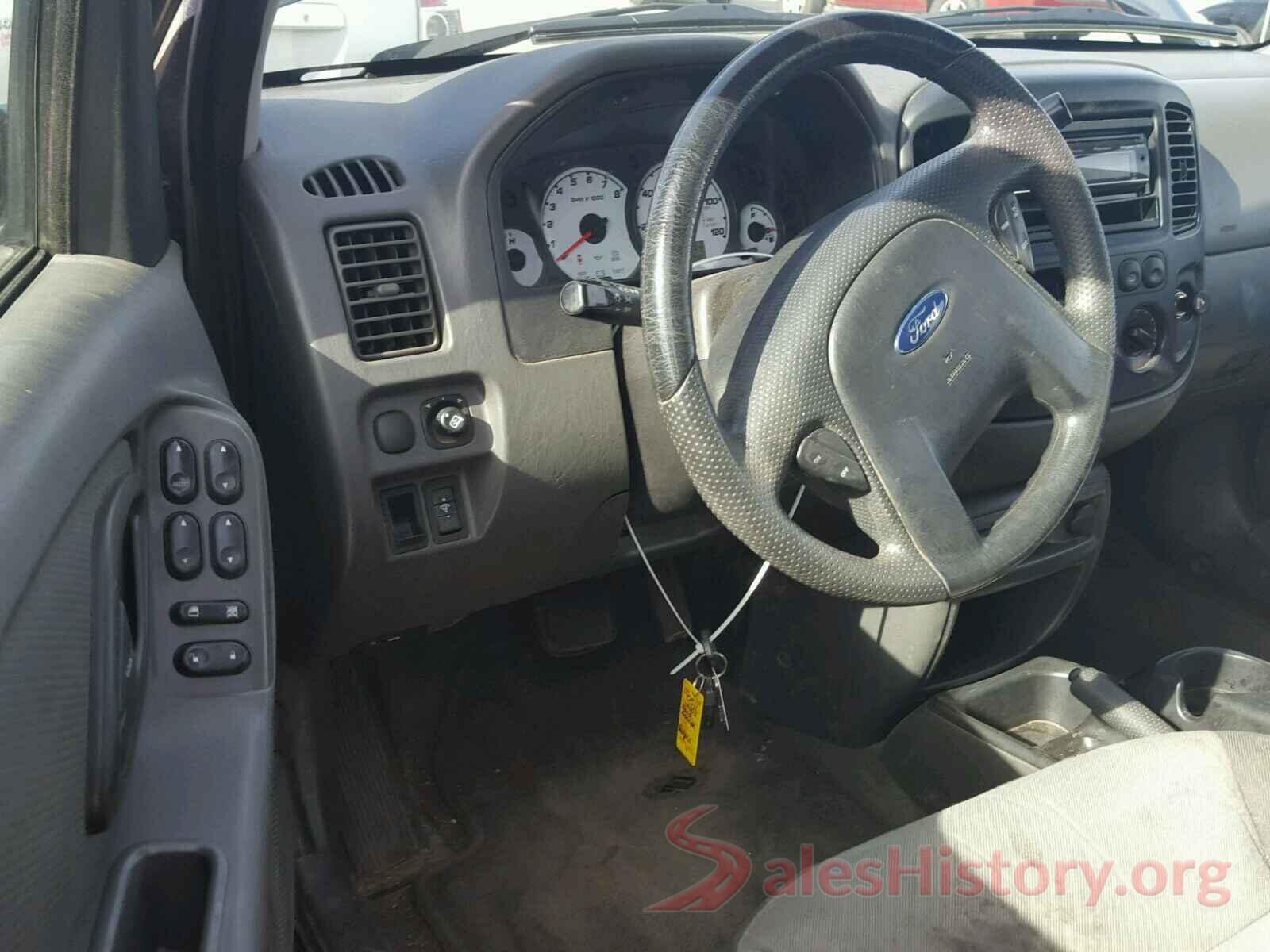 19XFC2F51GE060371 2003 FORD ESCAPE