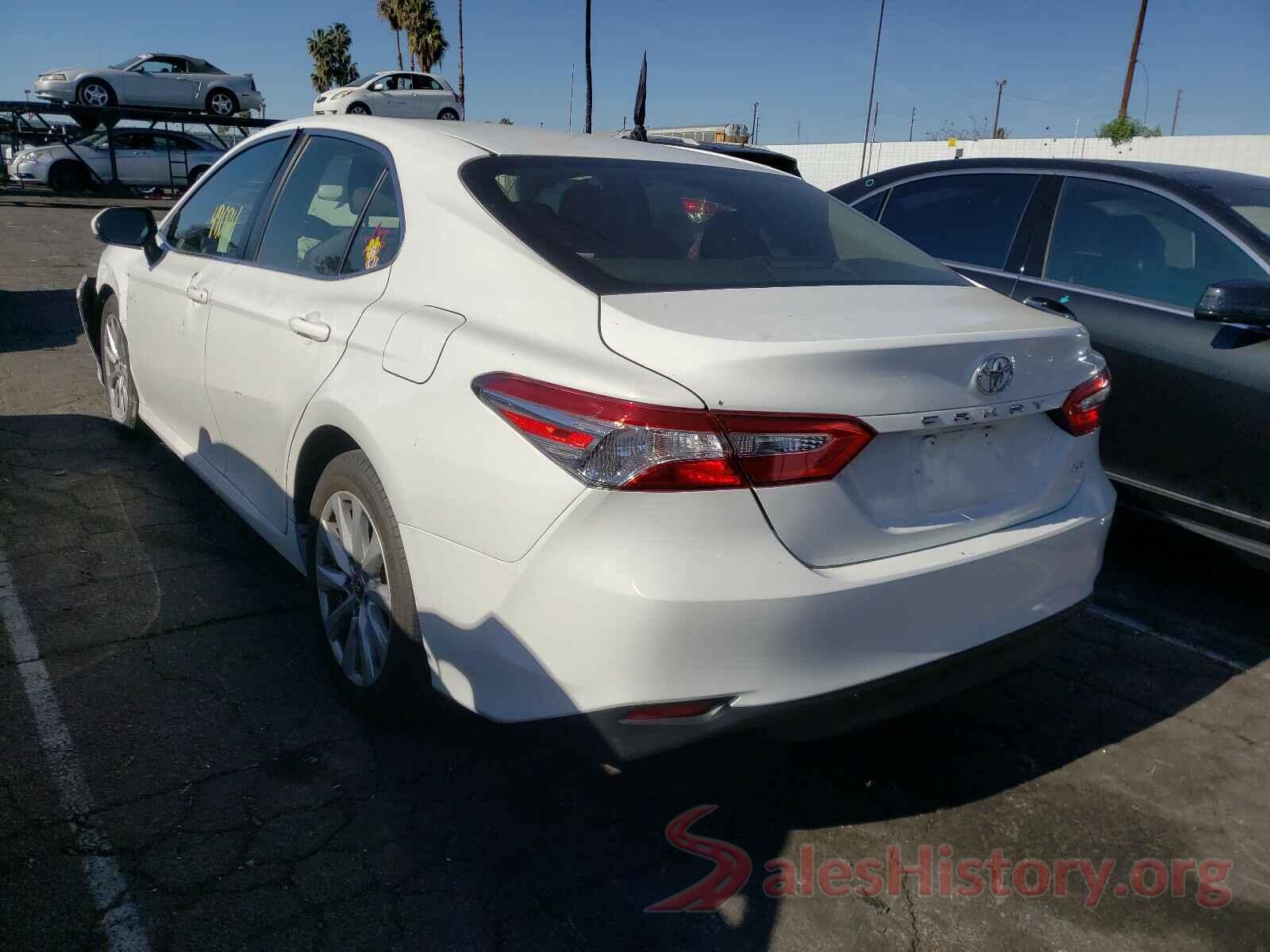 JTNB11HKXJ3008832 2018 TOYOTA CAMRY