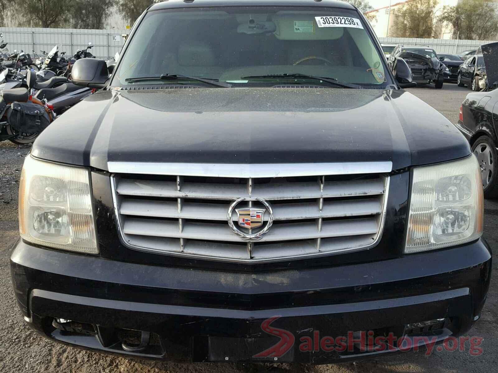 KL7CJPSB7HB245831 2004 CADILLAC ESCALADE