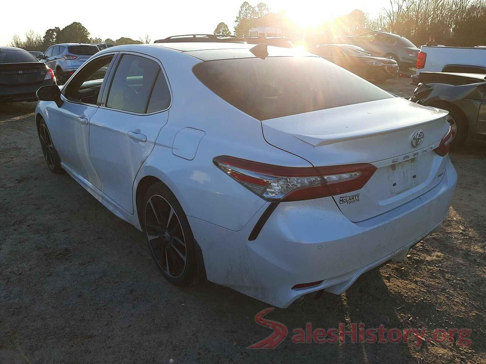 4T1BZ1HK3JU013163 2018 TOYOTA CAMRY