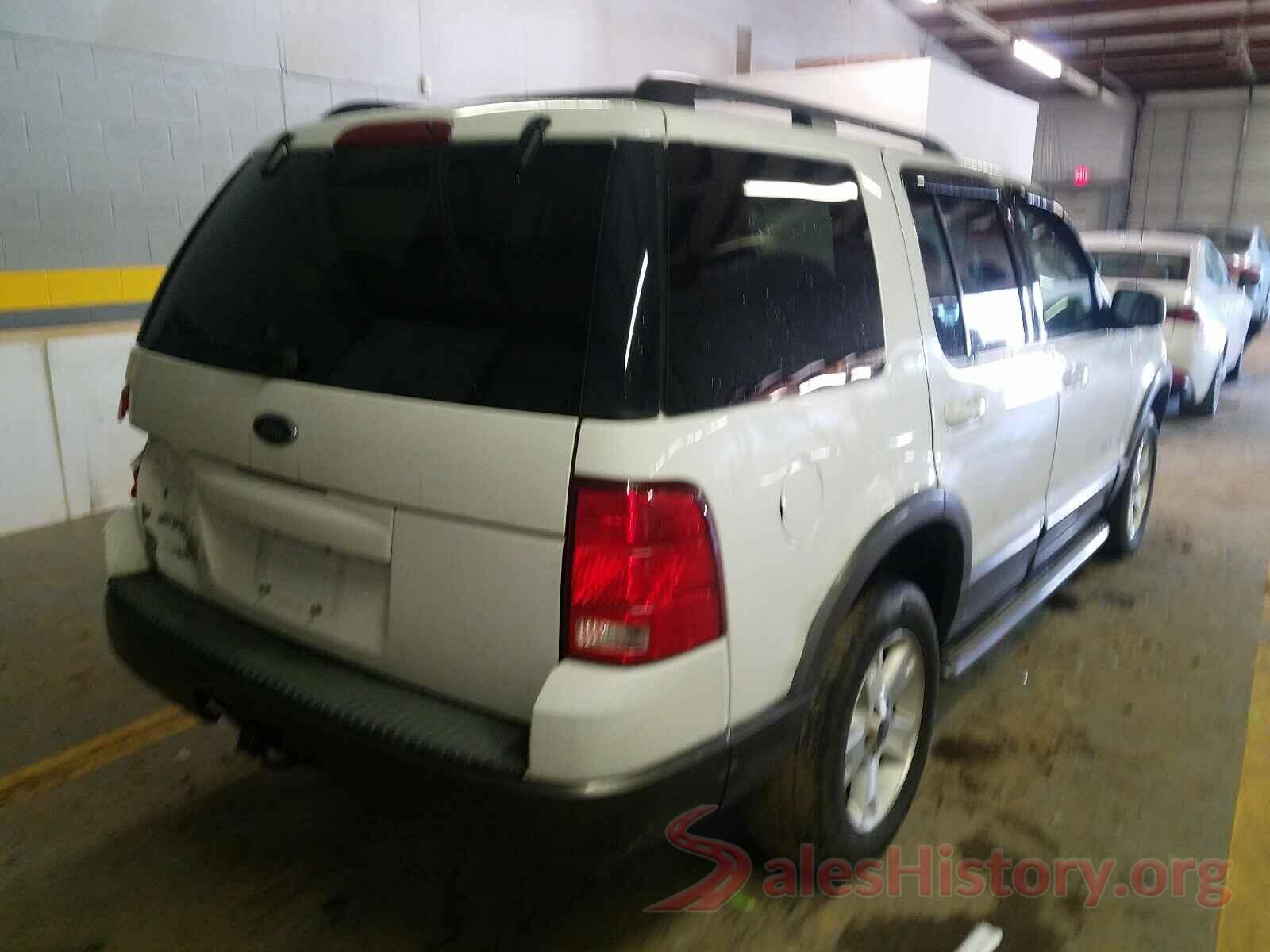 2T1BURHE7JC070748 2004 FORD EXPLORER