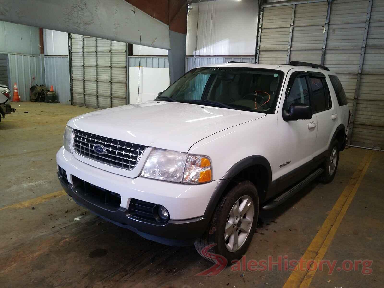 2T1BURHE7JC070748 2004 FORD EXPLORER