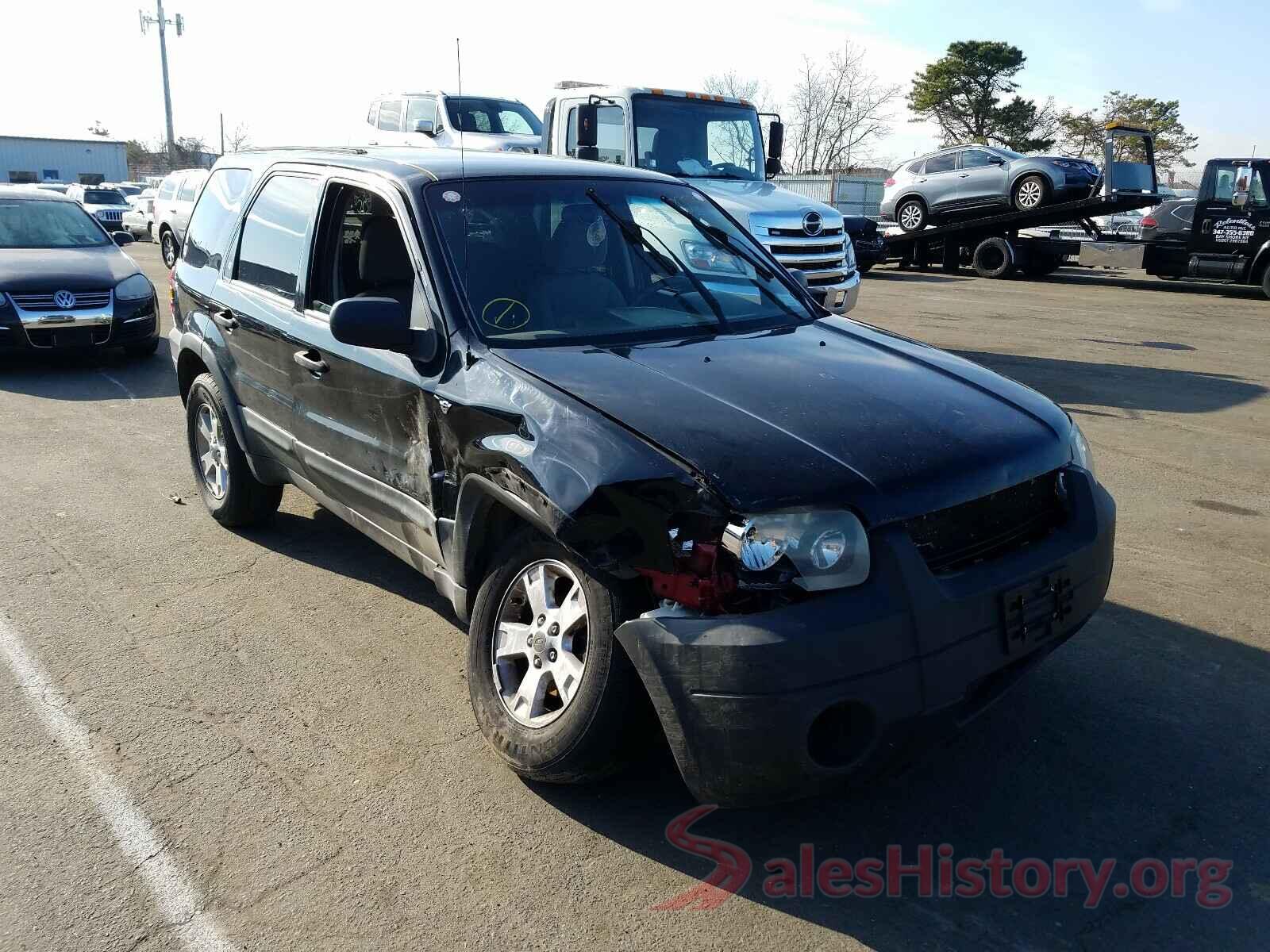 5NPD74LF2LH530336 2005 FORD ESCAPE