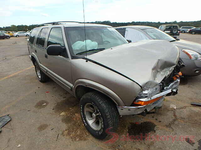 00000000000130156 1999 CHEVROLET BLAZER