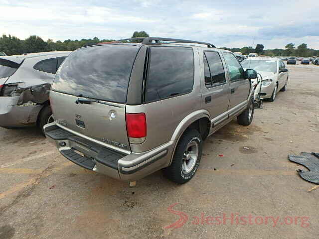 00000000000130156 1999 CHEVROLET BLAZER