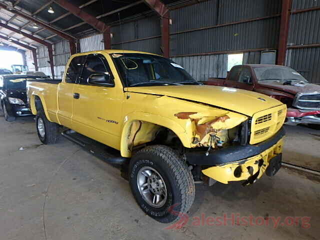 2HGFC2F64KH525328 1999 DODGE DAKOTA