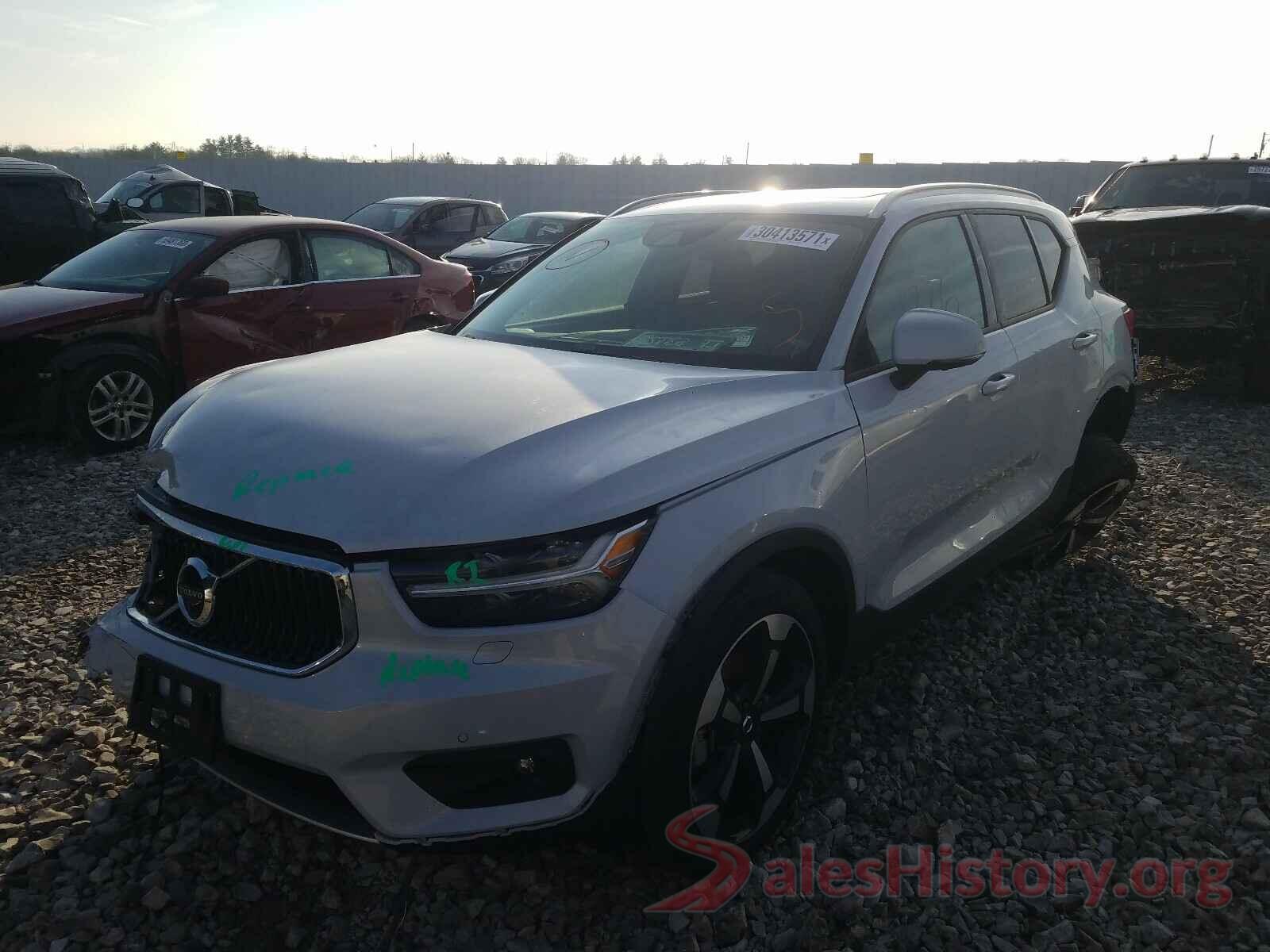 YV4162UK1L2315017 2020 VOLVO XC40