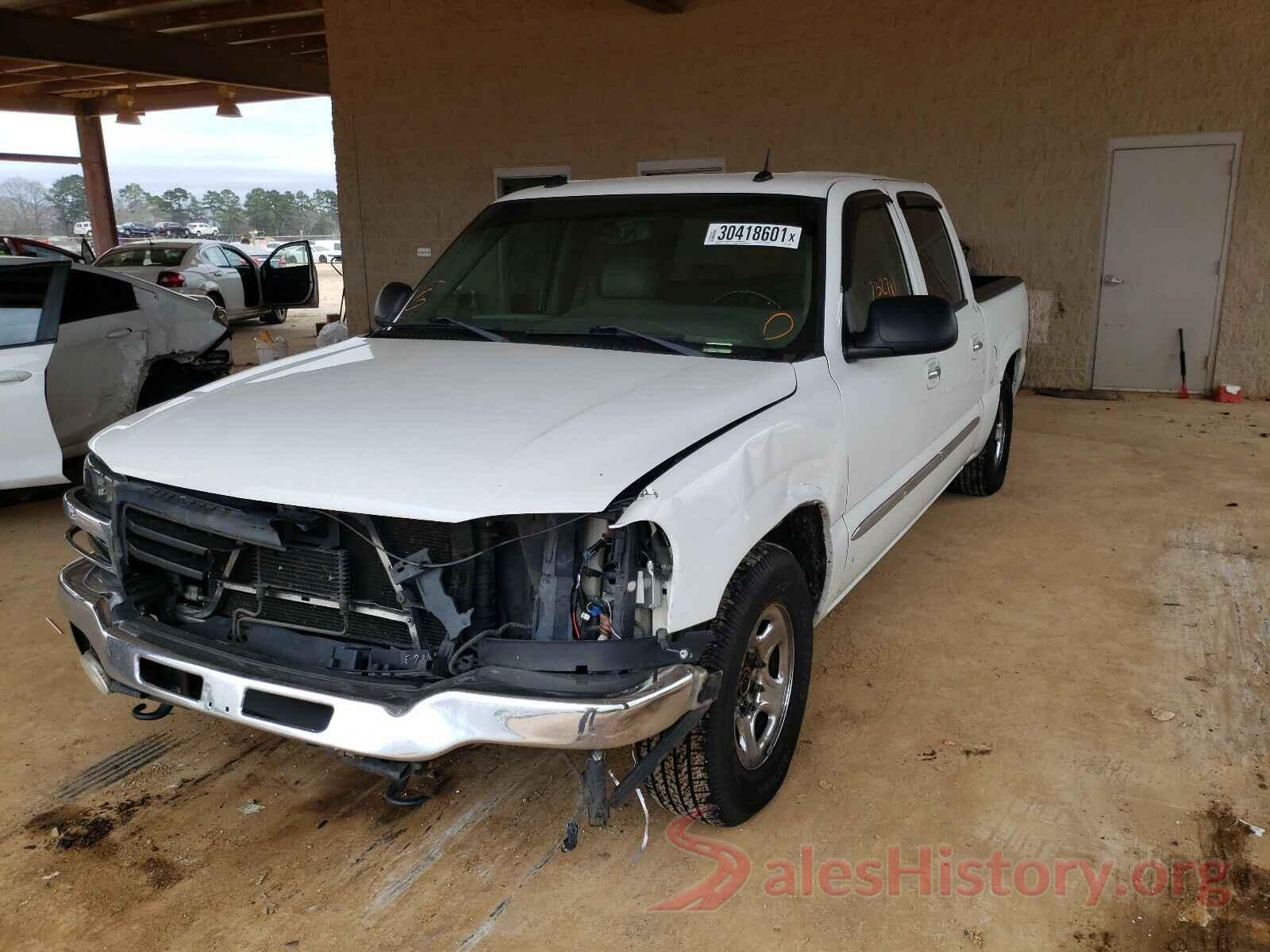 JA4AZ3A32KZ041887 2004 GMC SIERRA