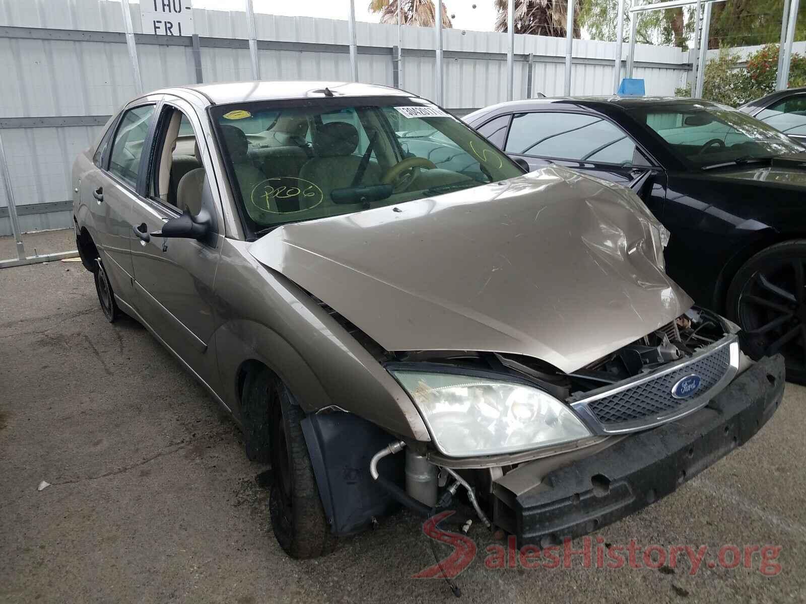 JF2SJAEC7JH523552 2005 FORD FOCUS