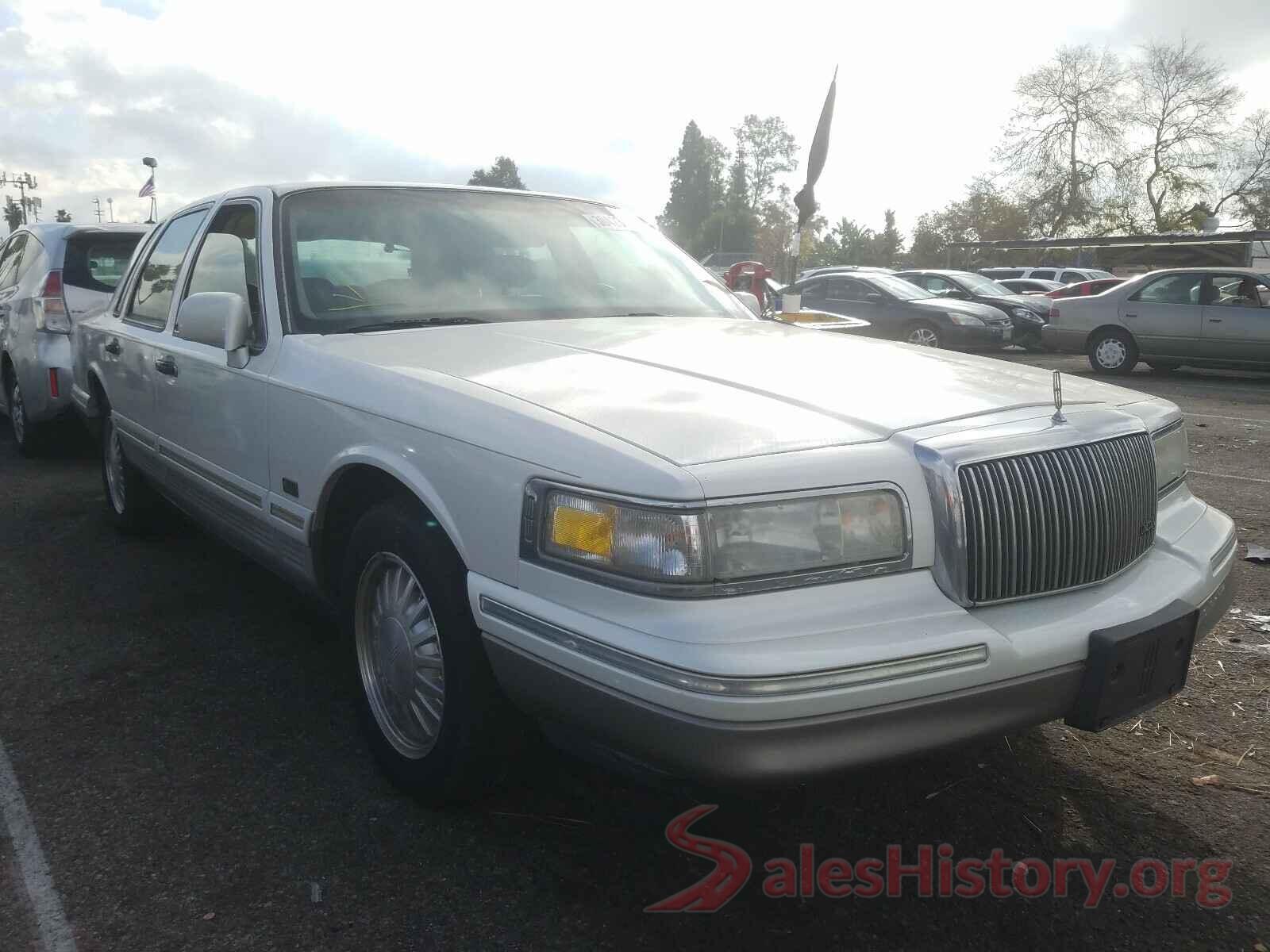 3N1AB7AP8HY263764 1997 LINCOLN TOWNCAR