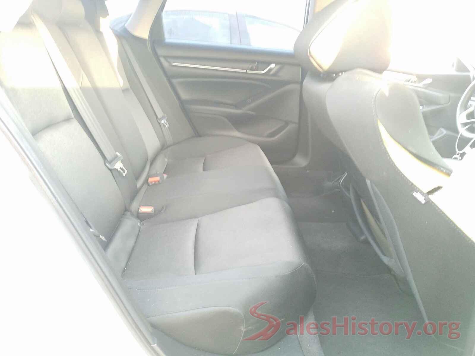 1HGCV1F19JA150481 2018 HONDA ACCORD