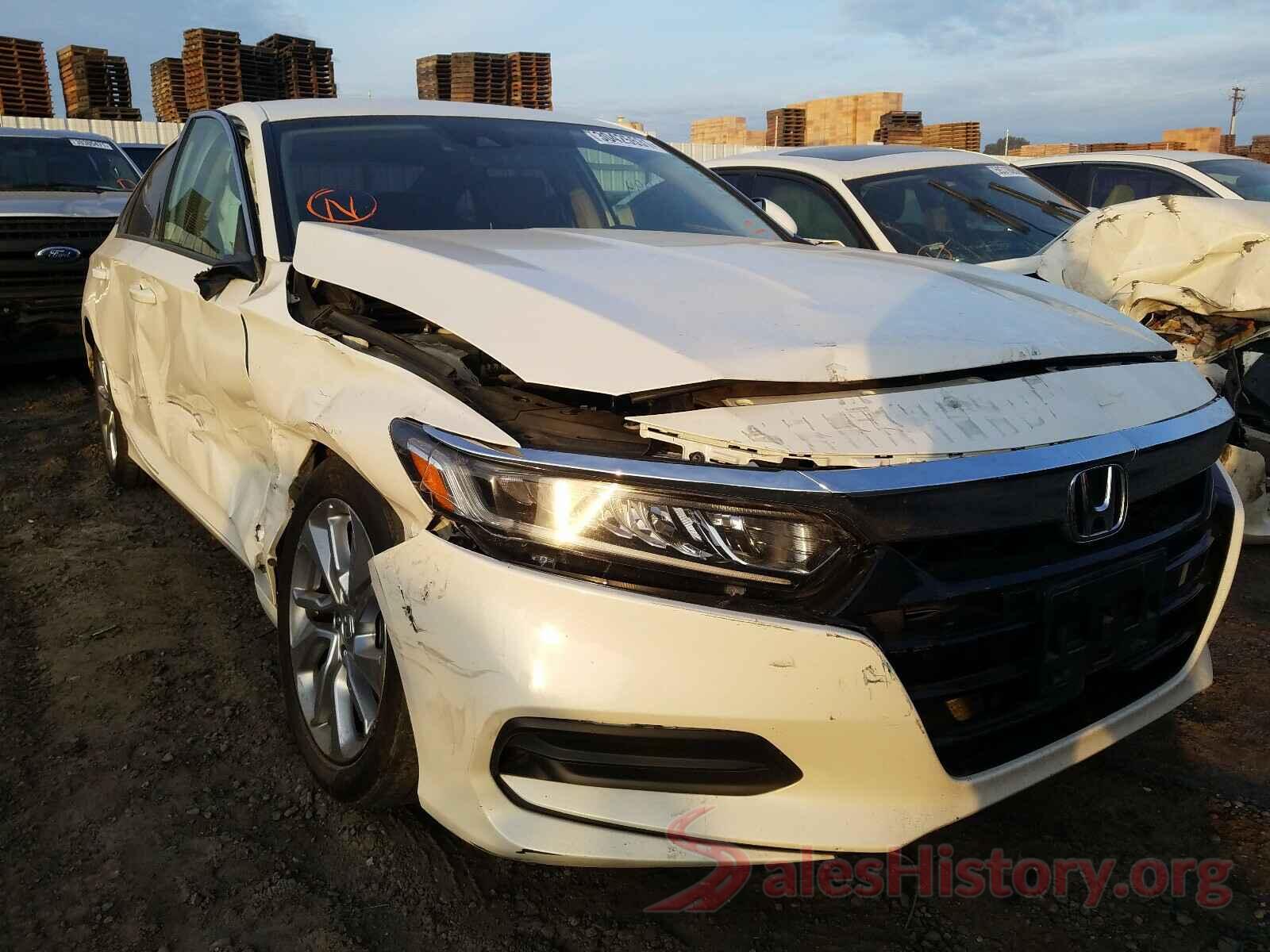 1HGCV1F19JA150481 2018 HONDA ACCORD