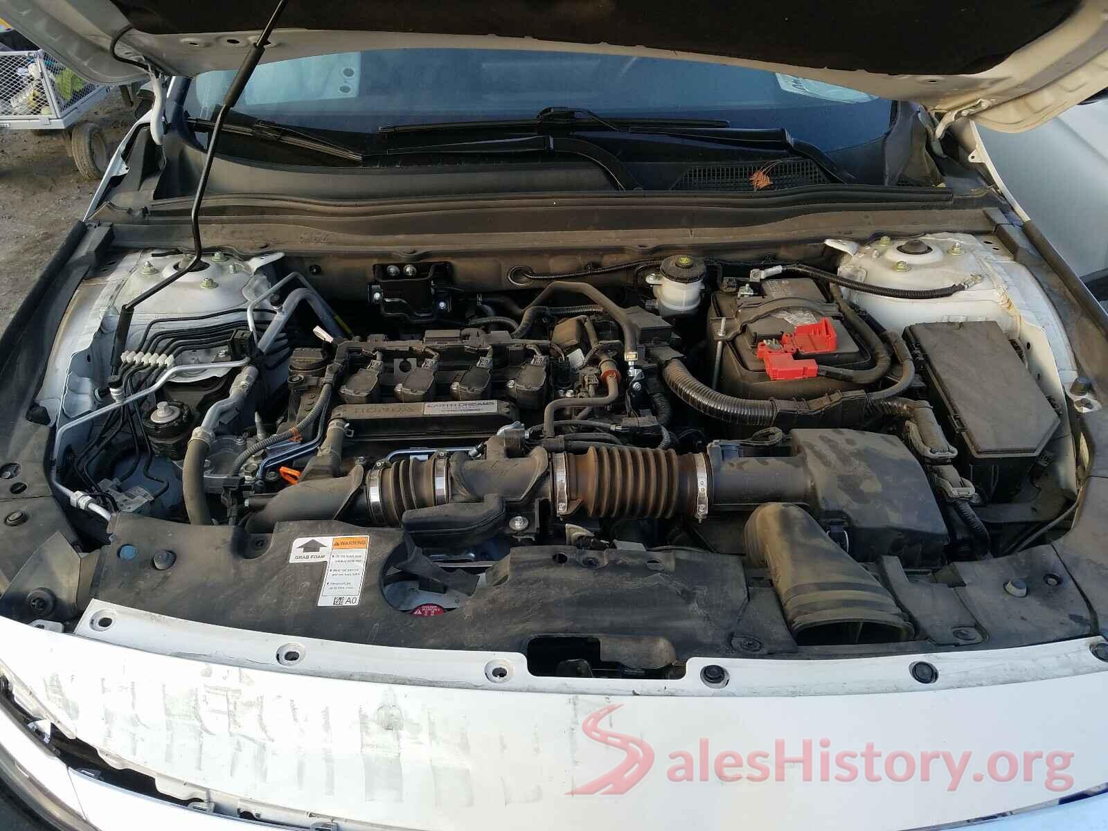 1HGCV1F19JA150481 2018 HONDA ACCORD