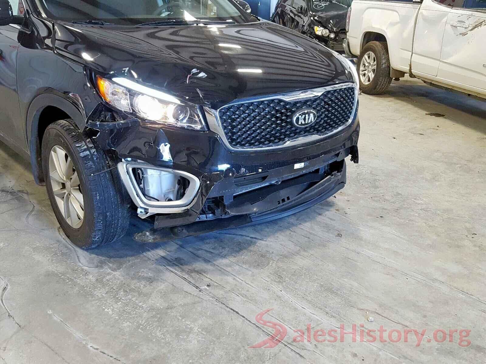 JF2SKARC5LH604298 2018 KIA SORENTO