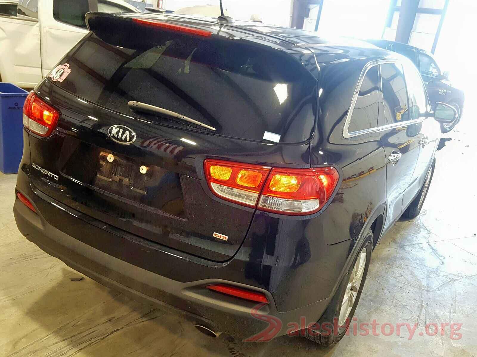 JF2SKARC5LH604298 2018 KIA SORENTO