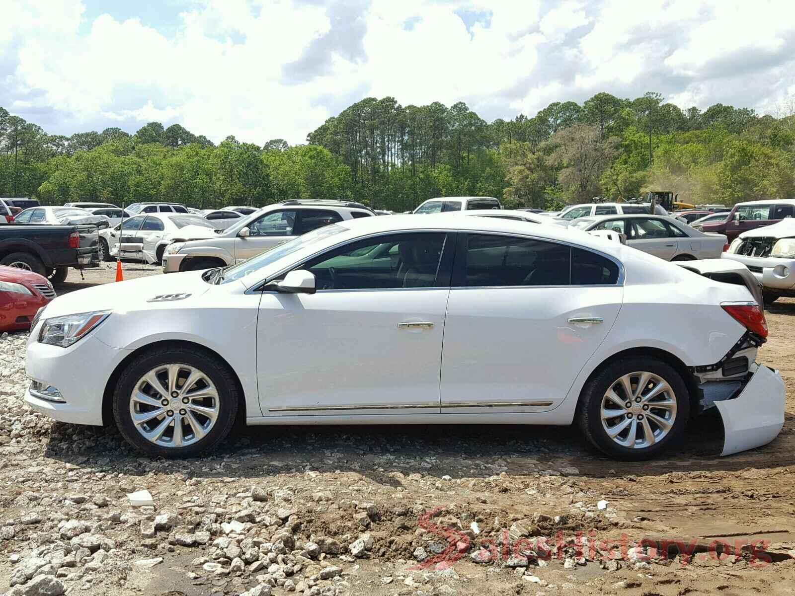 5YFBURHE3KP892738 2015 BUICK LACROSSE