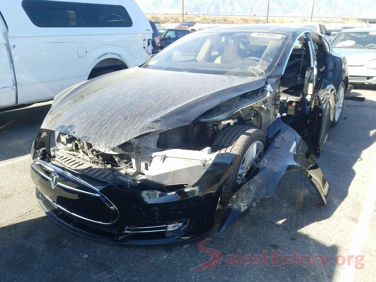 5YJSA1CN5DFP27306 2013 TESLA MODEL S