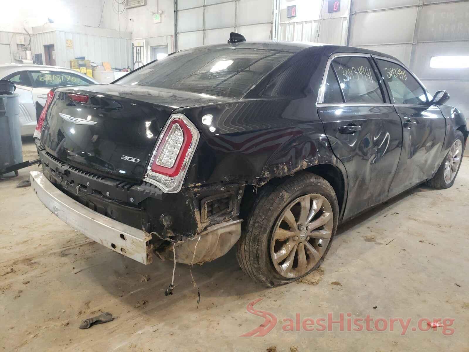 YV4A22PK4L1581466 2018 CHRYSLER 300