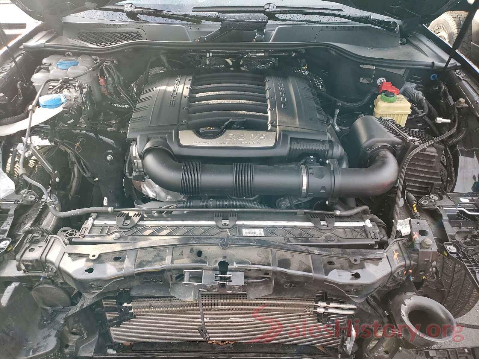 WP1AA2A26GKA37712 2016 PORSCHE CAYENNE